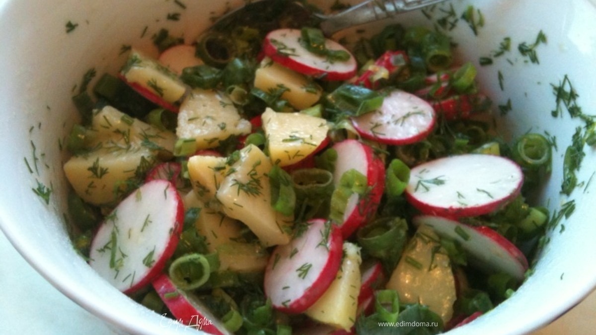 Картофельный салат с редисом