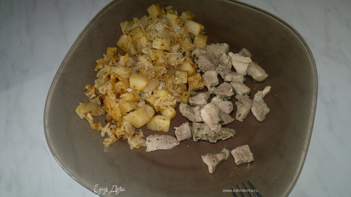 Рис с корнем сельдерея и свинина с травами