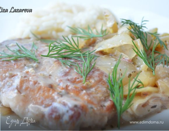 Свиные отбивные под греческим соусом Свиные отбивные под греческим соусом