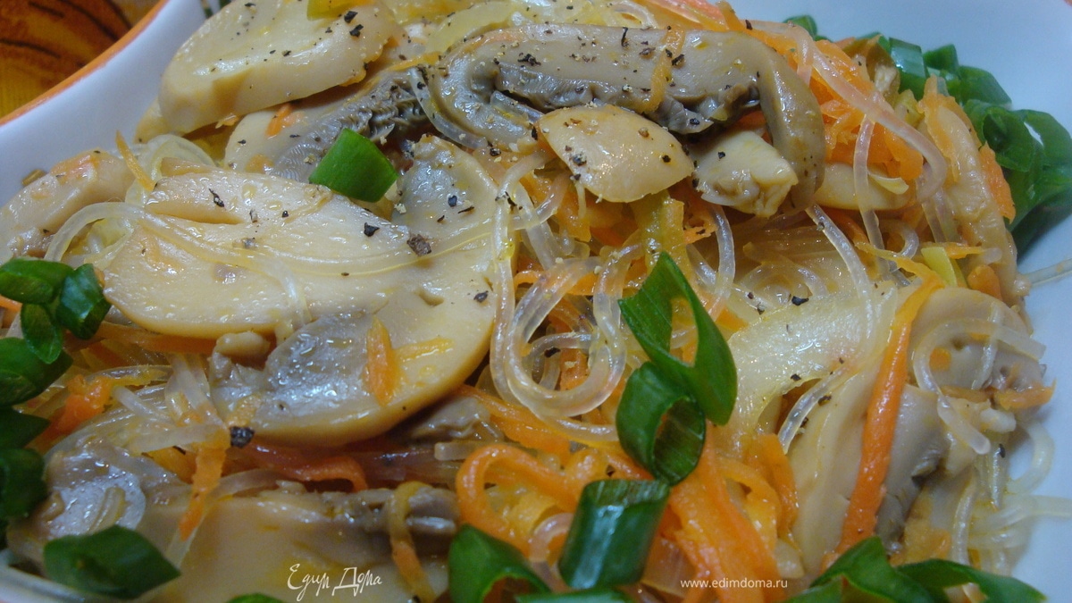 Фунчоза с грибами и овощами