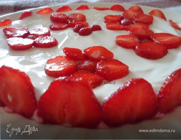 Торт клубничный