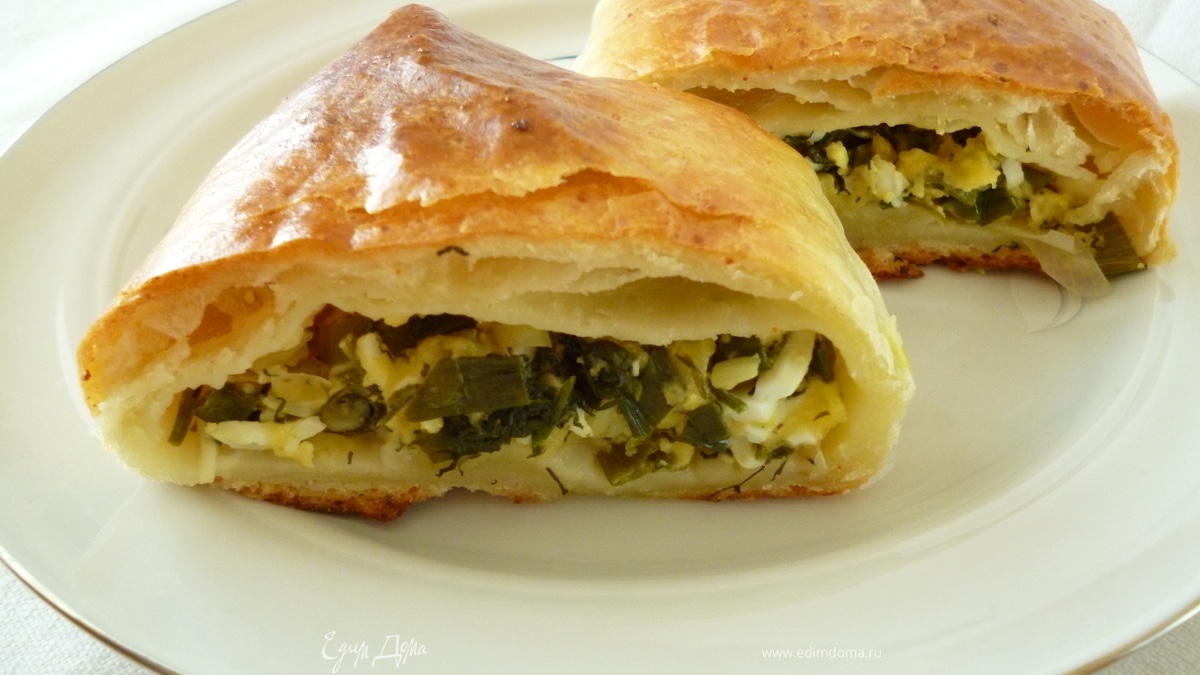 Пирог с зеленью и сыром из слоеного творожного теста для Светланы Горбуненко