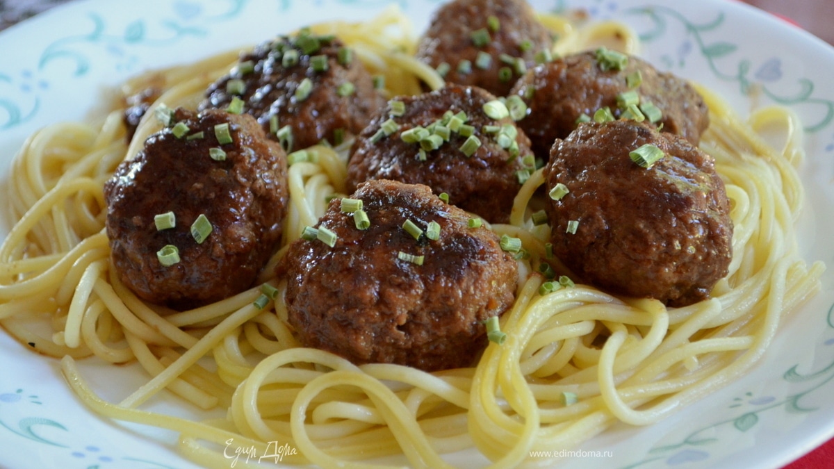 Фрикадельки с пряной яблочной глазурью