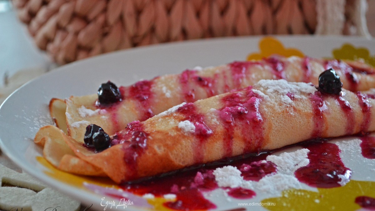 Ванильные блинчики с воздушной творожно-ягодной начинкой