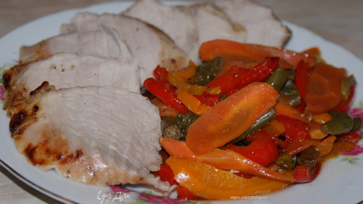 Свиная вырезка с овощами в азиатском стиле