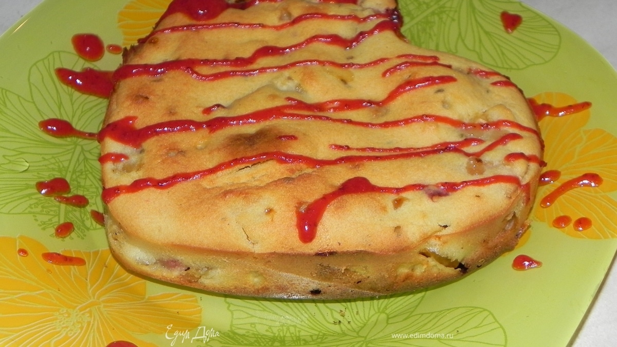 Персиковый пирог с клубничным кули