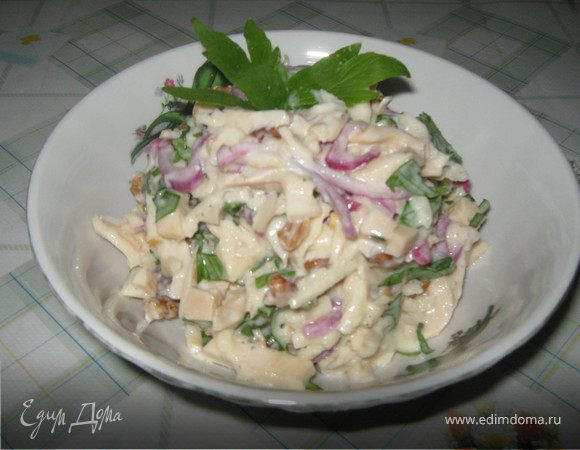 Салат из кальмаров