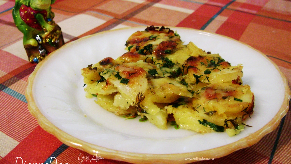 Молодой картофель под сливочным соусом