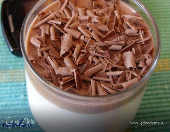 Творожный мусс с ореховой нугой и шоколадным марципаном