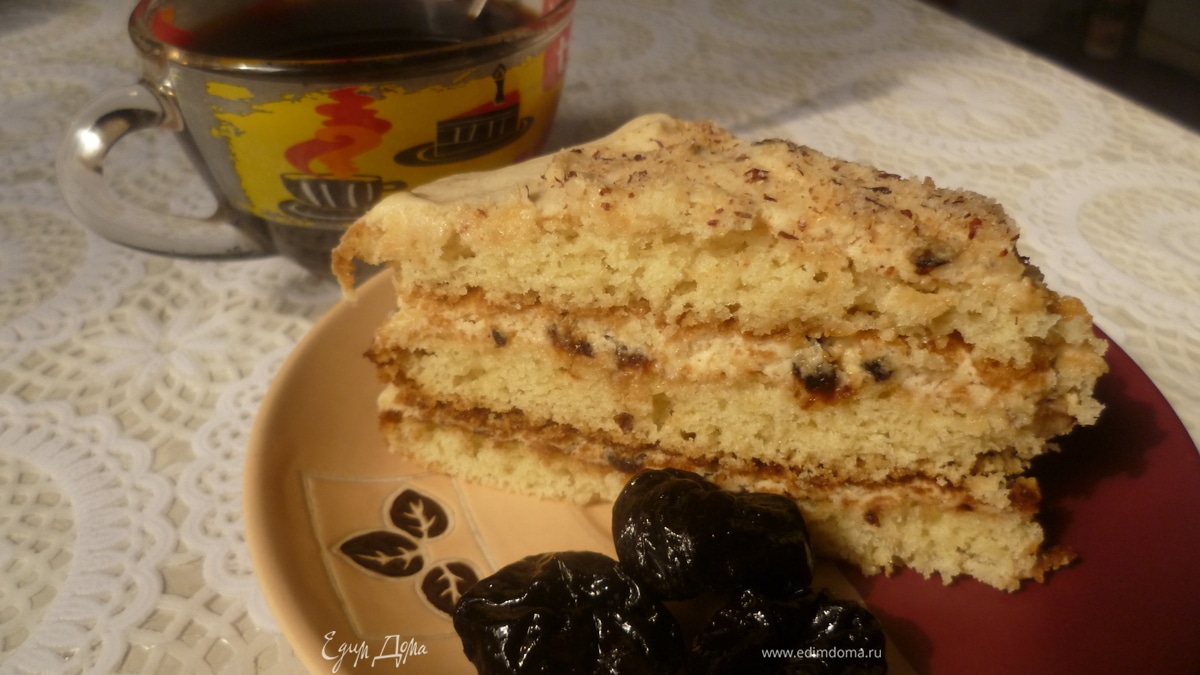 Торт "Домашняя слива"