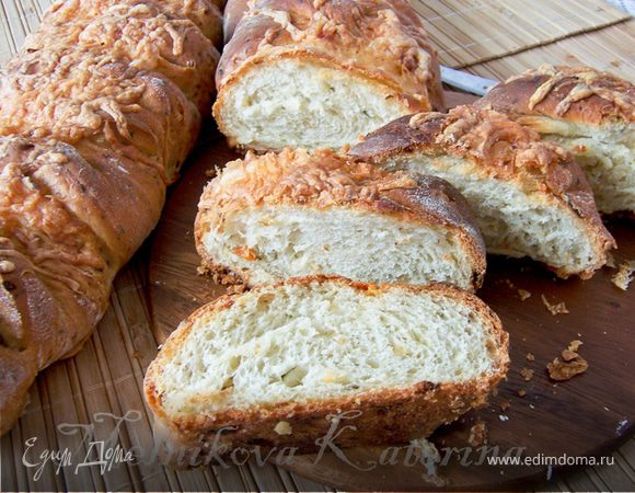Сырно-луковый домашний хлеб Сырно-луковый домашний хлеб