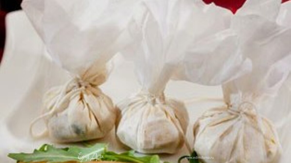 Цыпленок в яблоневом саду