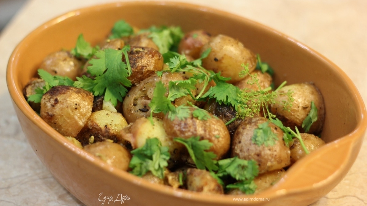 Запеченная молодая картошка по Джейми Оливеру без запекания