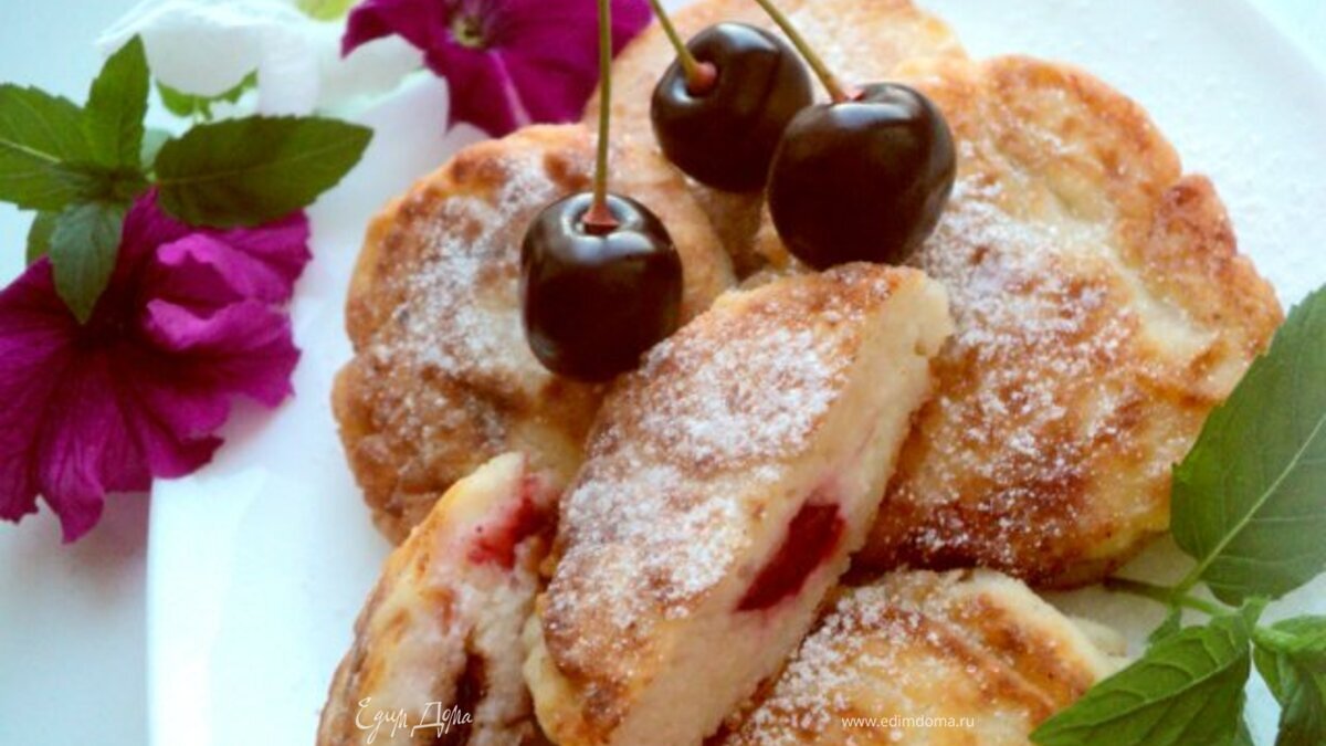 Сырники с вишней и шоколадом