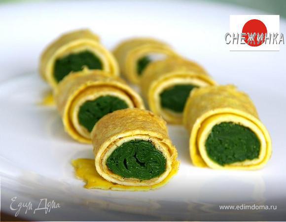 Японский ролл-омлет со шпинатом