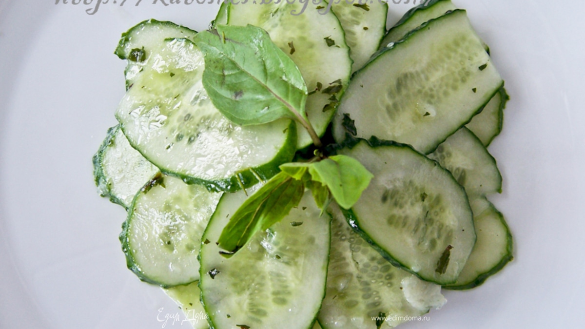 Огуречный салат по-средиземноморски