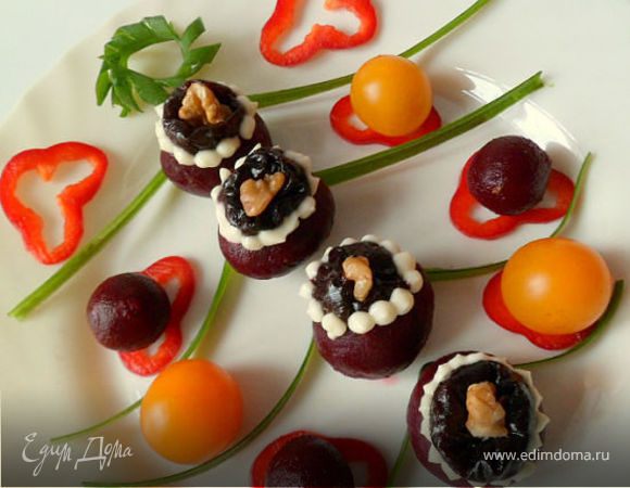 Свекла, фаршированная черносливом и грецким орехом Свекла, фаршированная черносливом и грецким орехом