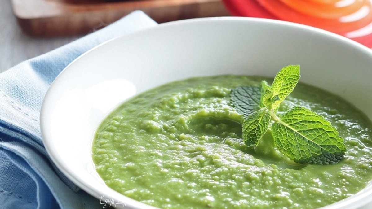 Детский суп из зеленого горошка