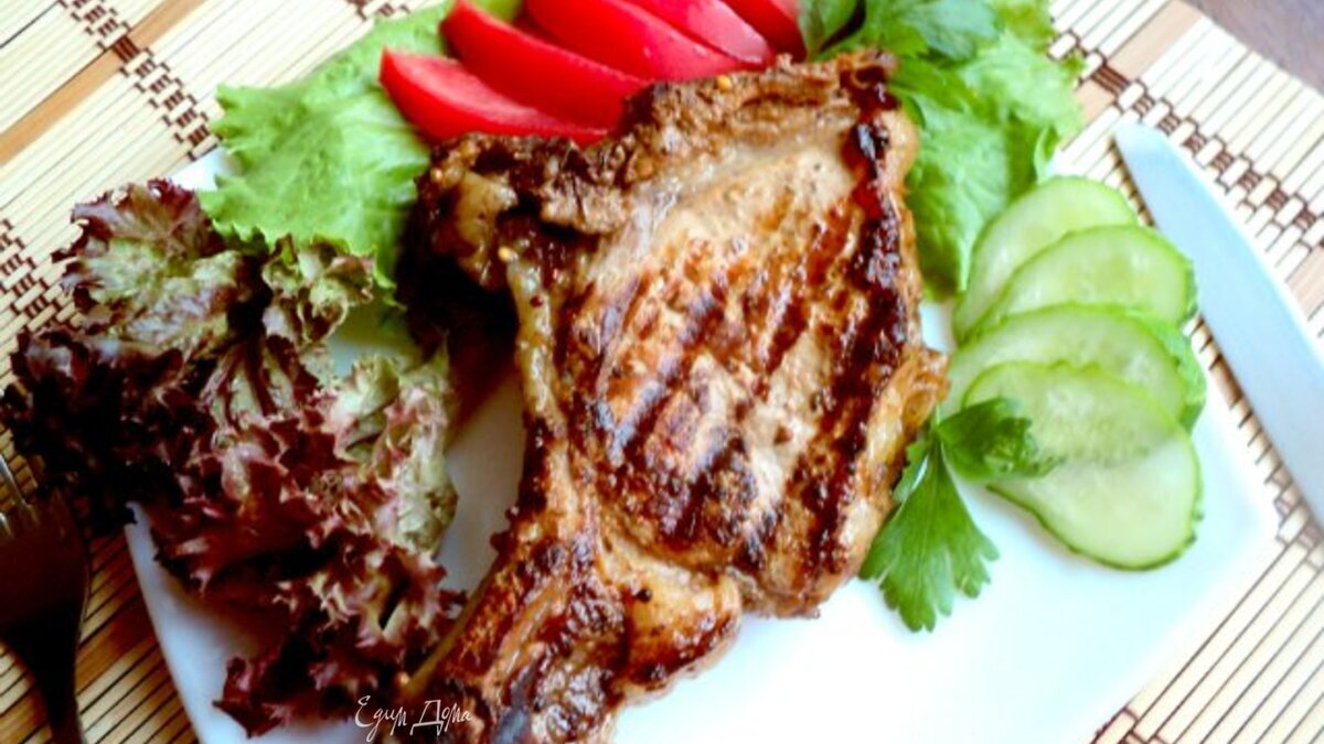 Свиной стейк на гриле