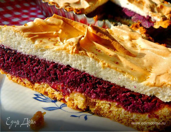 Чернично-творожный пирог с белковым суфле