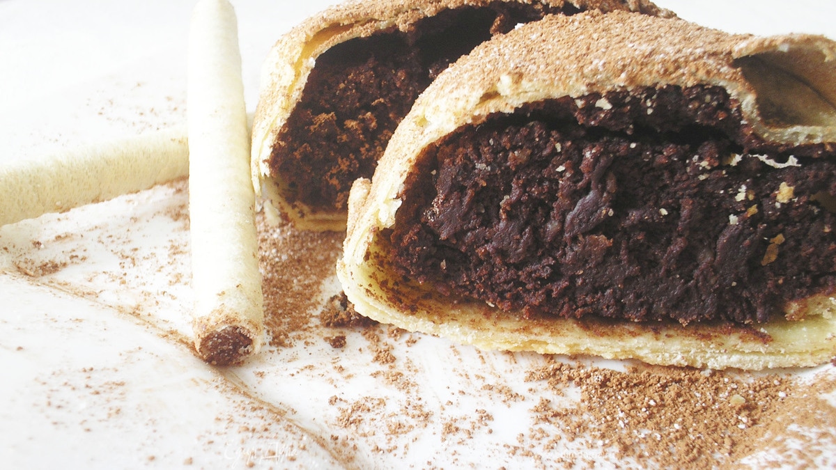 Шоколадно-ореховый штрудель