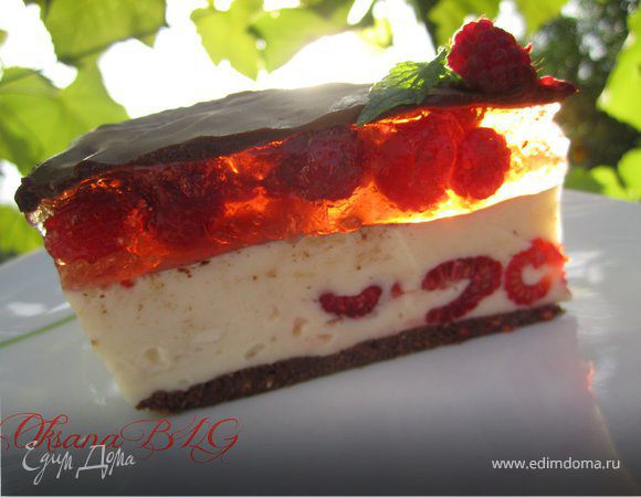 Торт "Зефирно-малиновый" Торт "Зефирно-малиновый"