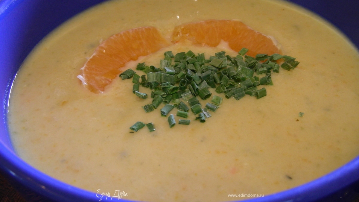 Крем-суп из кабачков с апельсином и тимьяном