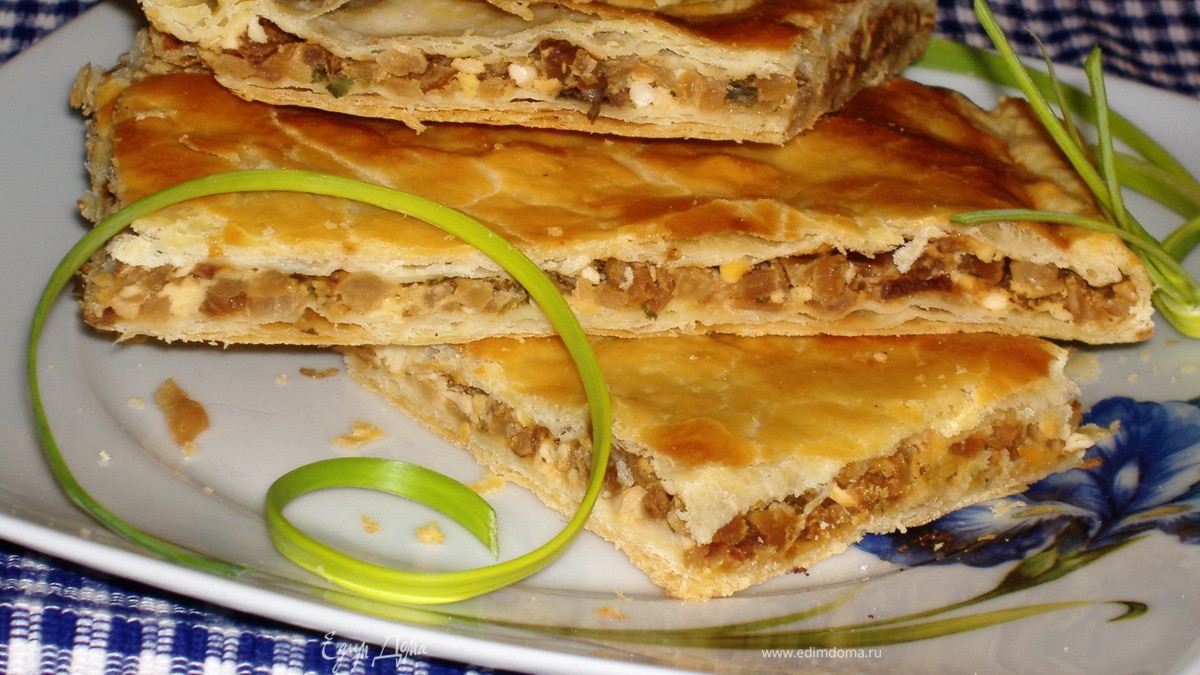 "Литературный" пирог с капустой