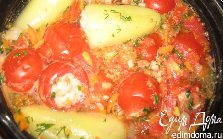 Рецепт Перец и помидоры, фаршированные курицей с овощами