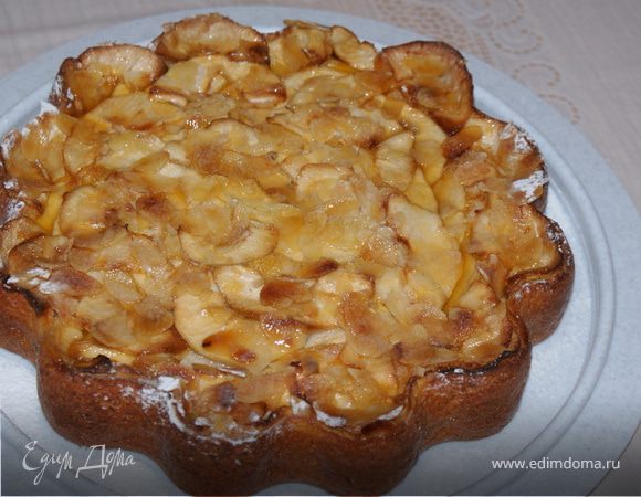 Яблочный пирог с морковью и миндалем Яблочный пирог с морковью и миндалем