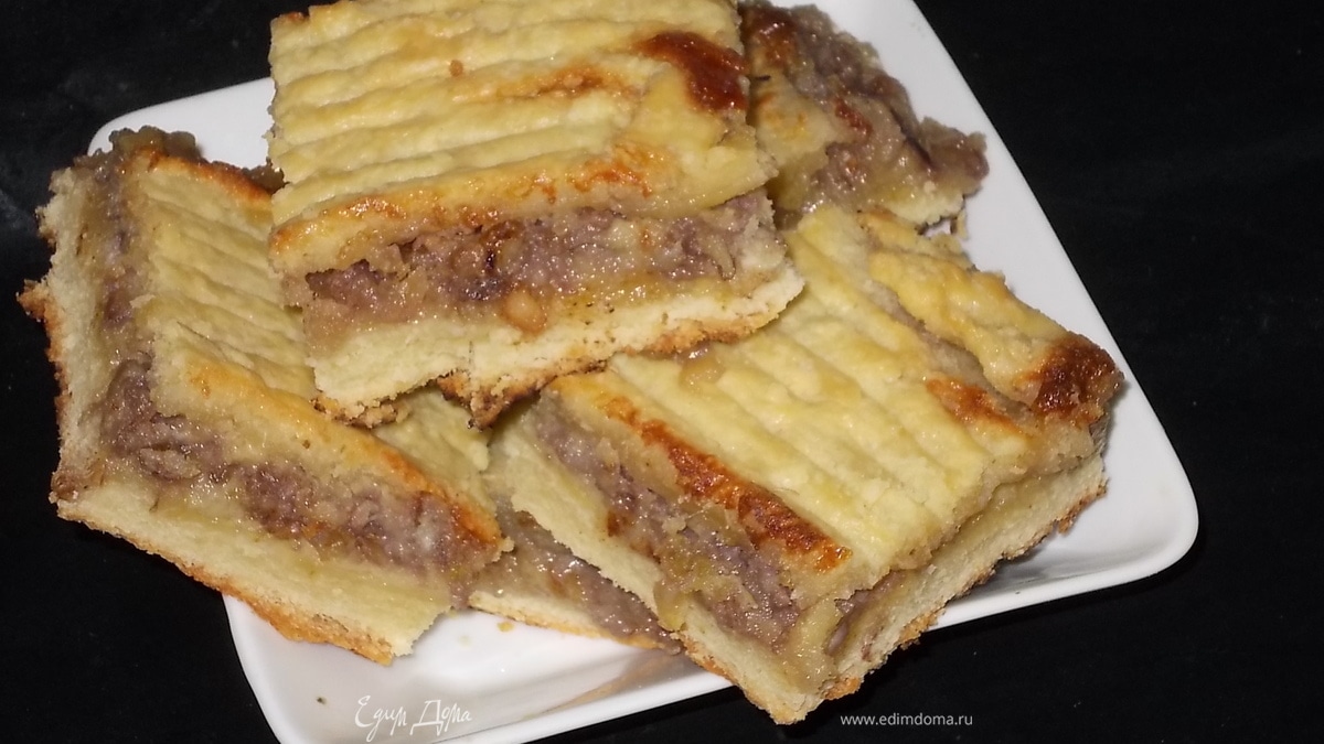 Пирог с медовой начинкой