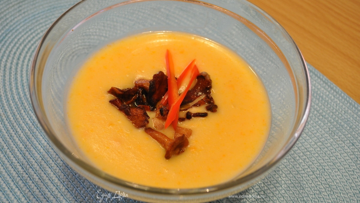 Сливочный суп-пюре с лисичками