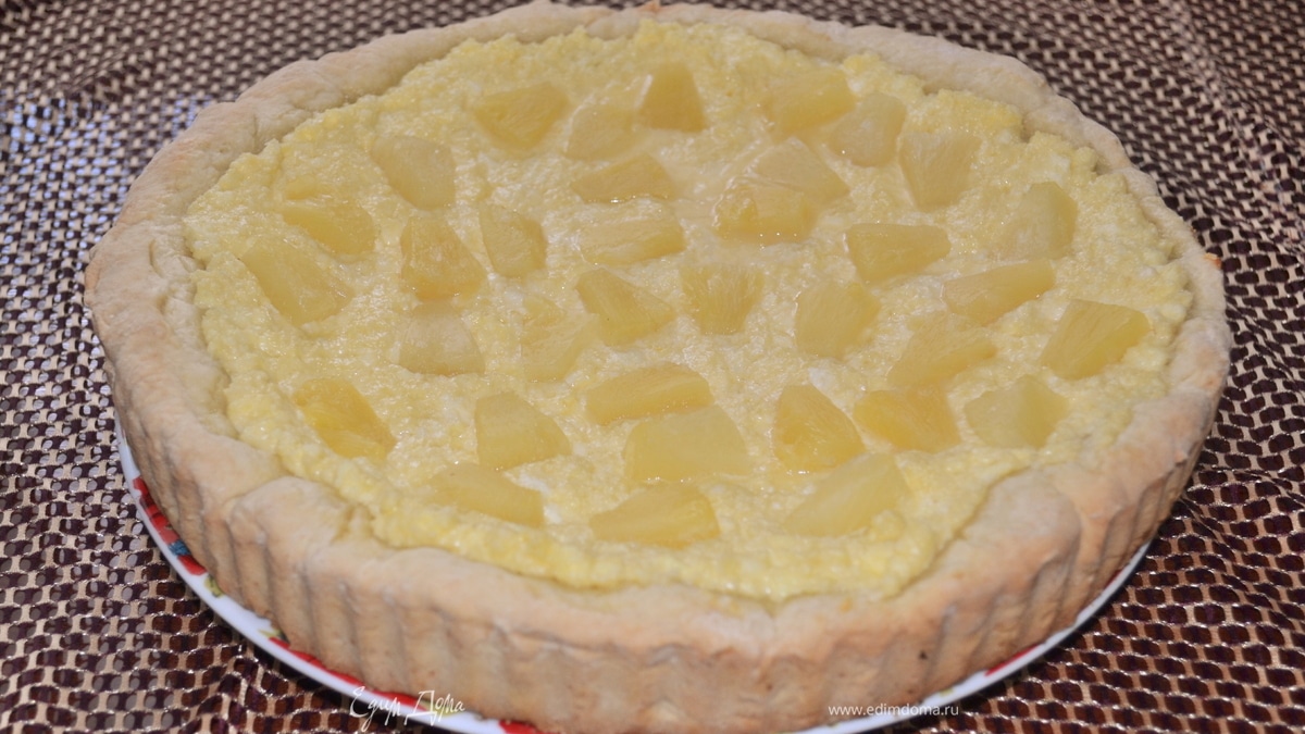 Пирог с творогом, кокосом и ананасом