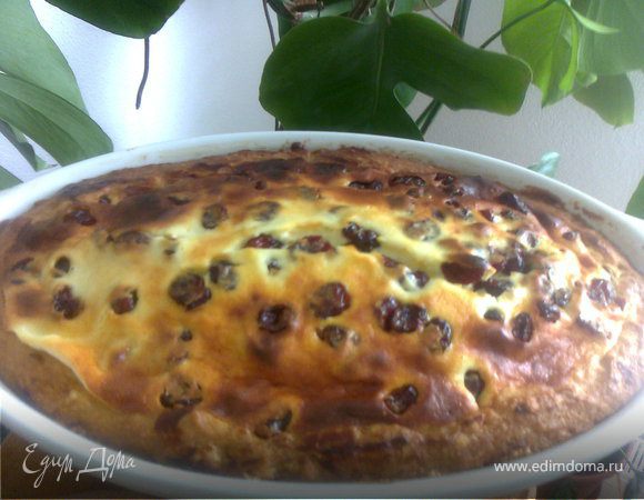 Пирог с творожным кремом и брусникой Пирог с творожным кремом и брусникой