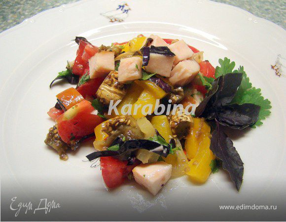 Салат с запеченными баклажанами и перцами Салат с запеченными баклажанами и перцами