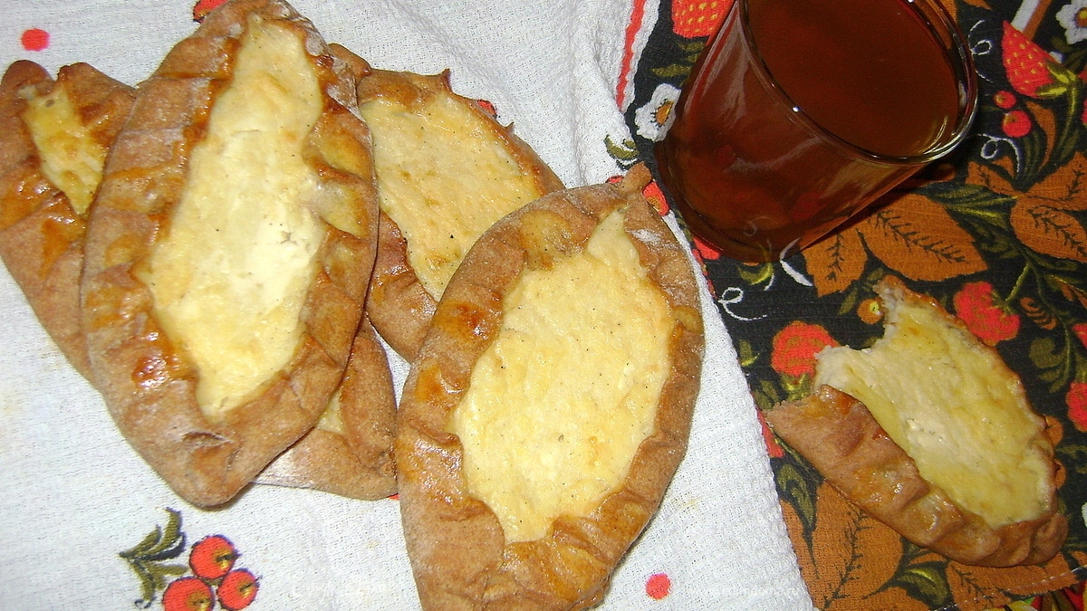 Калитки с картофельно-сырной начинкой