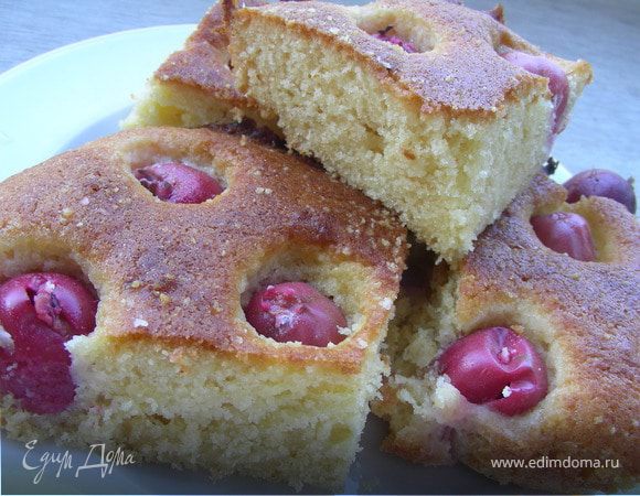 Быстрый пирог с крыжовником или виноградом (2 варианта) Быстрый пирог с крыжовником или виноградом (2 варианта)