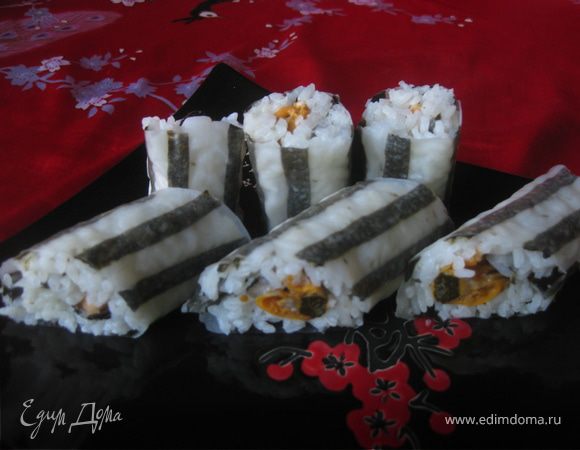 Полосатые роллы с мидиями Полосатые роллы с мидиями