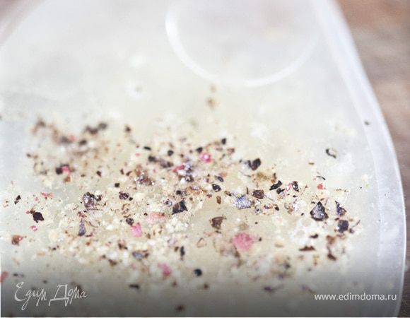 Смесь, заменяющая соль. Вариант третий — пряно, но не остро