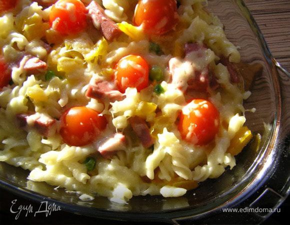 Пирог из пасты с ветчиной и черри Пирог из пасты с ветчиной и черри