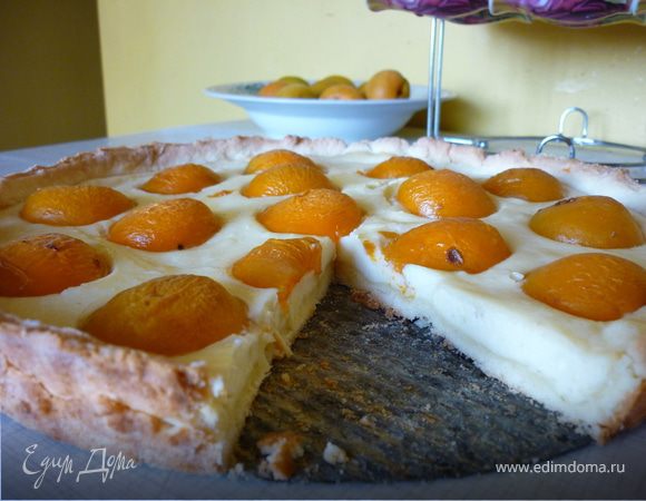 Творожный пирог с абрикосами