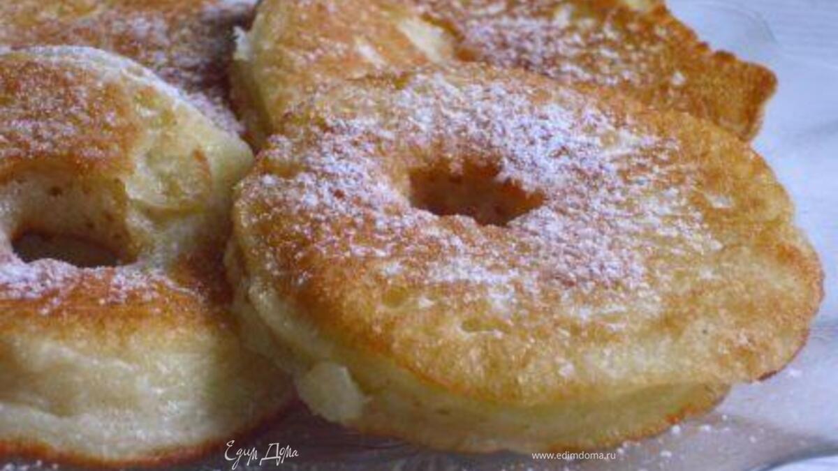 Яблочные оладьи с корицей