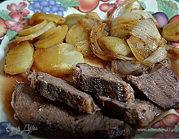 Ростбиф с карамелизированным луком Ростбиф с карамелизированным луком