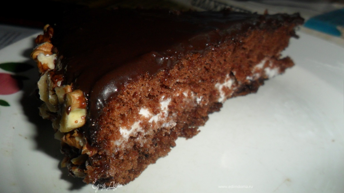 Бисквитный шоколадный торт