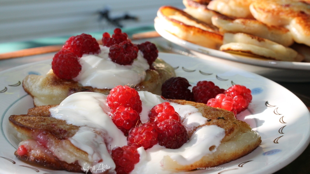 Оладьи с малиной