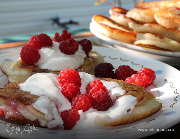 Оладьи с малиной Оладьи с малиной