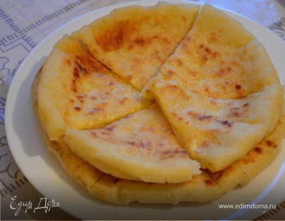 Хачапури по-имеретински Хачапури по-имеретински