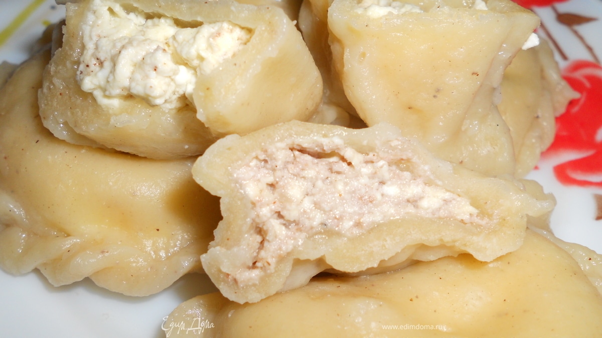 Вареники с творожно-ореховой начинкой