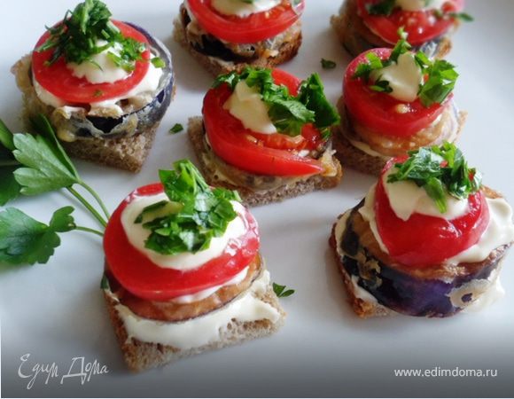 Пирамидки из баклажанов Пирамидки из баклажанов