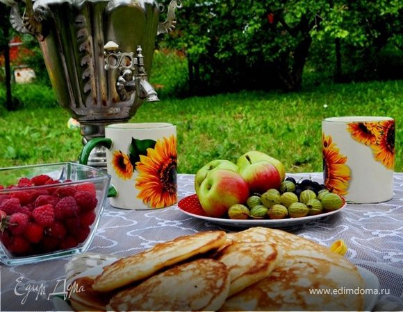 Оладьи на кефире с яблоками Оладьи на кефире с яблоками